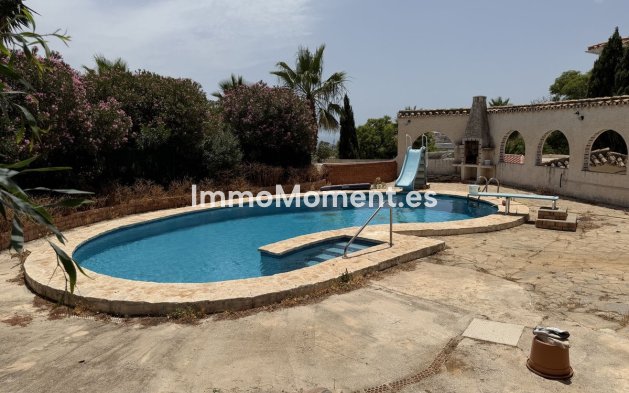 Resale - Detached villa - Benalmadena - Benalmadena Centro
