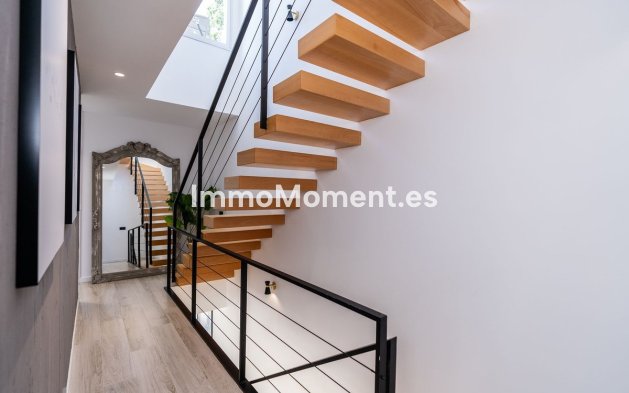 Resale - Townhouse - Estepona - Cancelada
