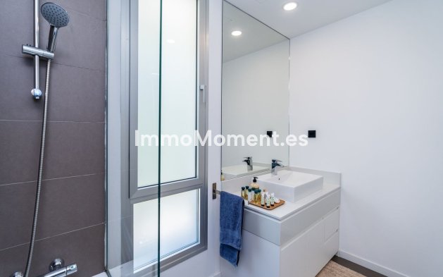 Resale - Townhouse - Estepona - Cancelada