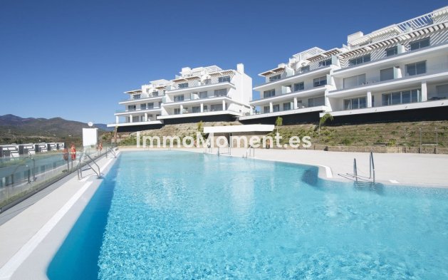 Resale - Townhouse - Estepona - Cancelada
