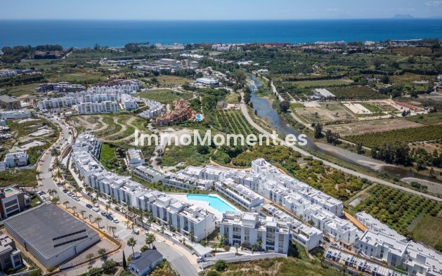 Resale - Townhouse - Estepona - Cancelada