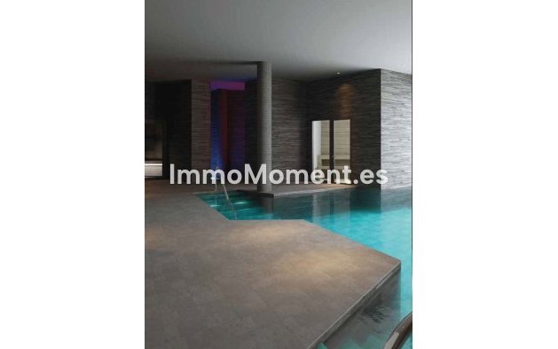 Resale - Townhouse - Estepona - Cancelada