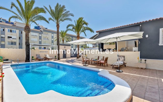 Resale - Detached villa - Orihuela - Rocio del Mar