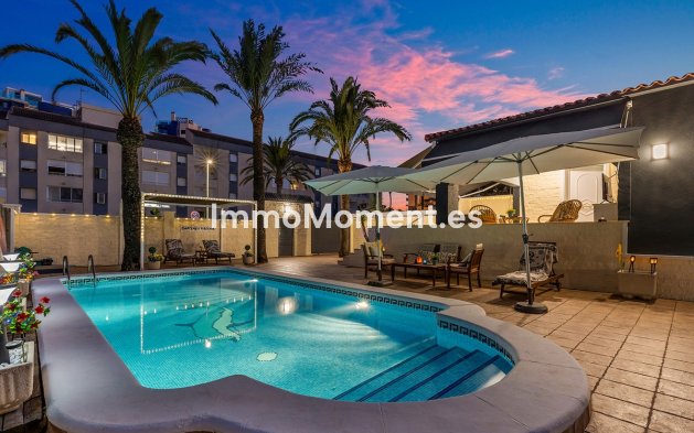 Resale - Detached villa - Orihuela - Rocio del Mar