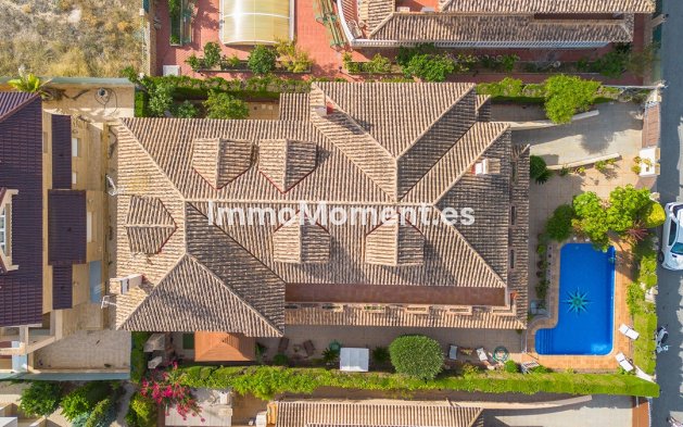 Resale - Detached villa - Torrevieja - La Veleta