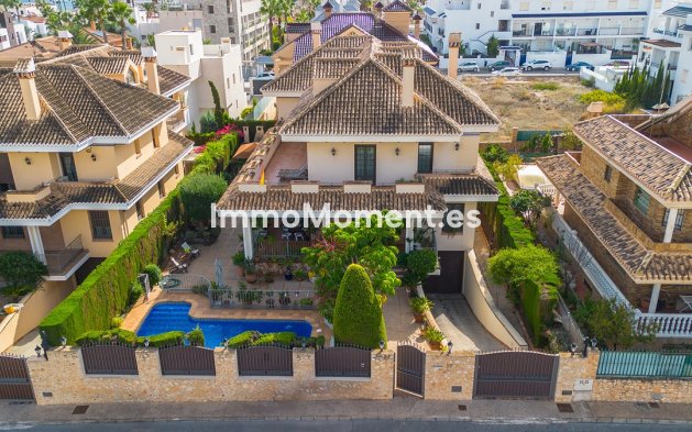 Resale - Detached villa - Torrevieja - La Veleta