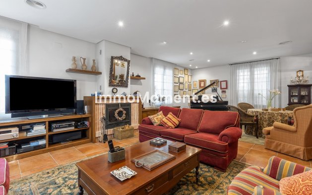 Resale - Detached villa - Torrevieja - La Veleta