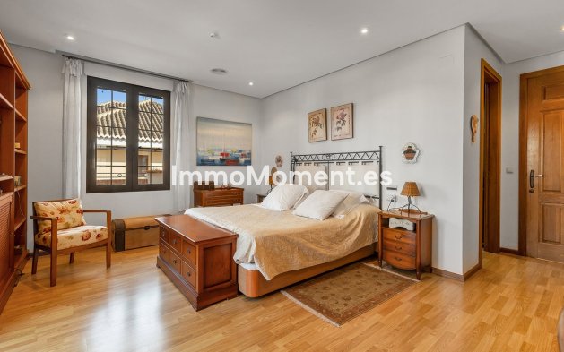 Resale - Detached villa - Torrevieja - La Veleta