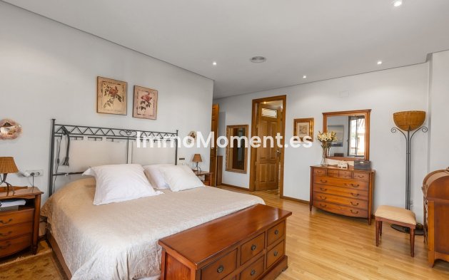 Resale - Detached villa - Torrevieja - La Veleta