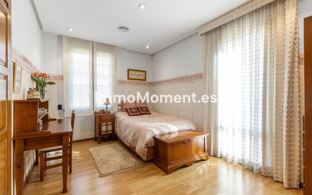 Resale - Detached villa - Torrevieja - La Veleta