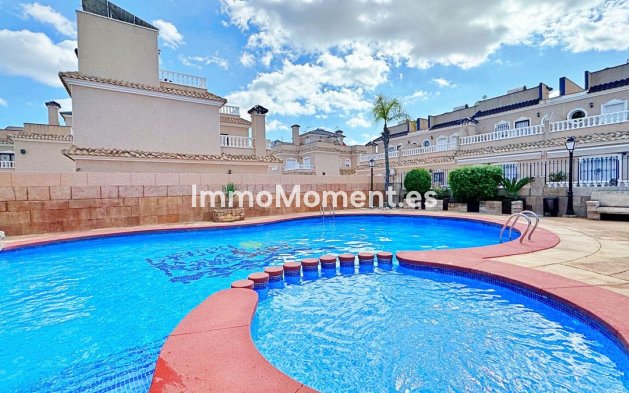 Resale - Townhouse - Orihuela - Villamartín