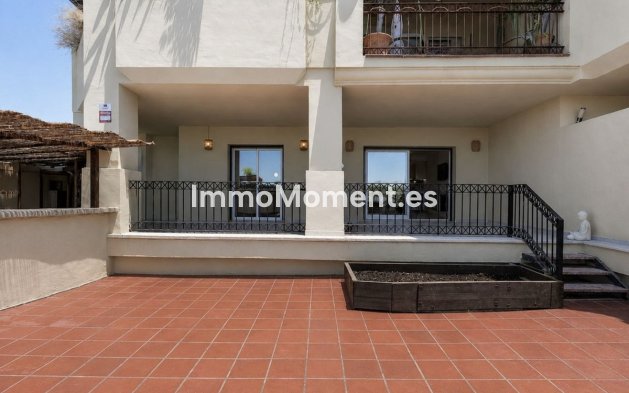 Resale - Apartment - Estepona - Estepona Centro
