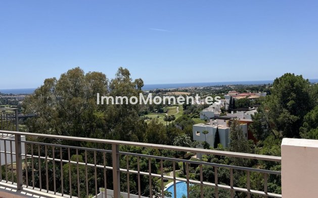 Resale - Apartment - Benahavís - La Quinta