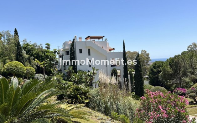 Resale - Apartment - Benahavís - La Quinta