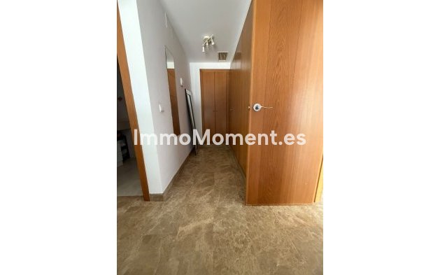 Resale - Apartment - Estepona - Selwo