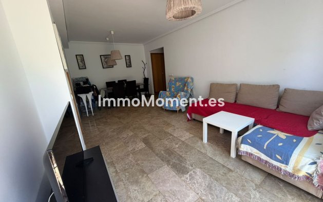 Resale - Apartment - Estepona - Selwo