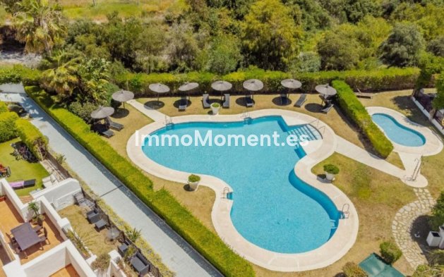 Resale - Apartment - Estepona - Estepona Centro