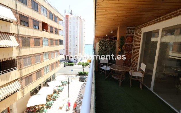 Revente - Appartement - Torrevieja - Torrevieja Centro