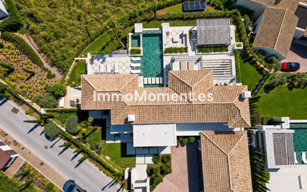 Resale - Detached villa - Benahavís - La Quinta