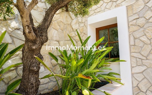 Resale - Detached villa - Benahavís - La Quinta