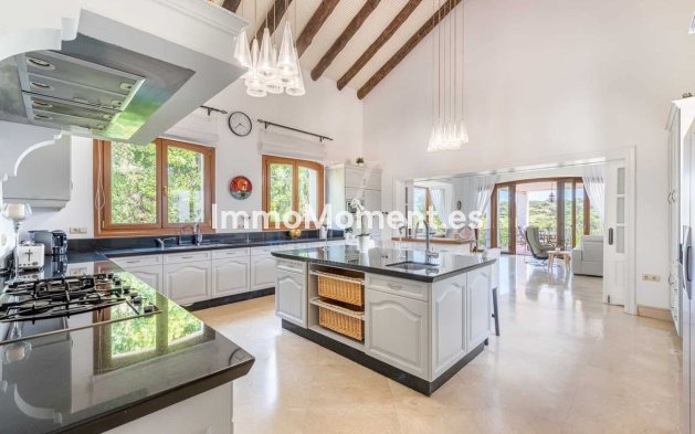 Wiederverkauf - Freistehende Villa - Sotogrande - Sotogrande Alto