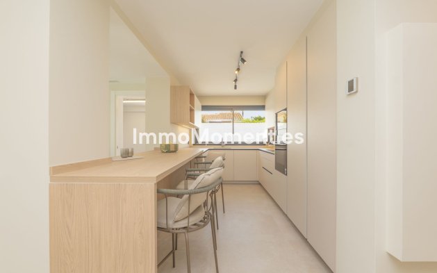 Resale - Detached villa - Estepona - Atalaya