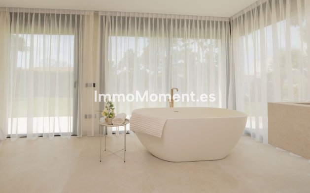 Resale - Detached villa - Estepona - Atalaya