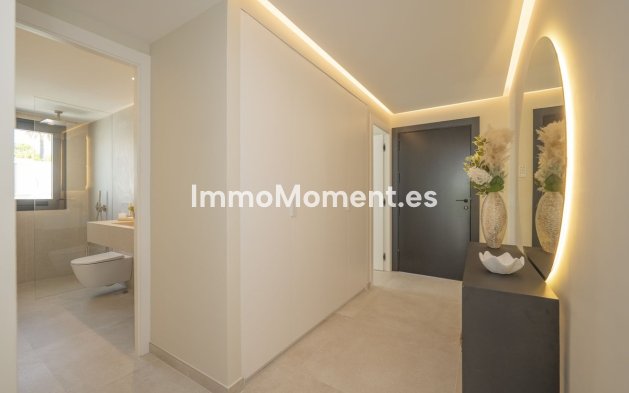 Resale - Detached villa - Estepona - Atalaya