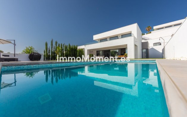 Wiederverkauf - Freistehende Villa - Manilva - La Duquesa