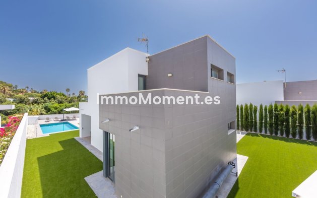 Wiederverkauf - Freistehende Villa - Manilva - La Duquesa