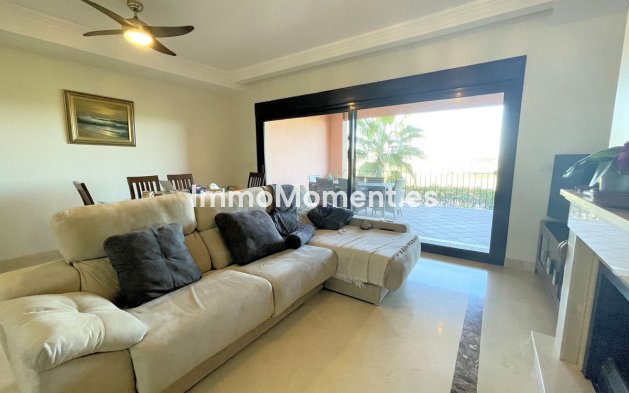Resale - Detached villa - Estepona - Estepona Centro
