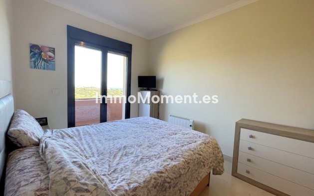 Resale - Detached villa - Estepona - Estepona Centro