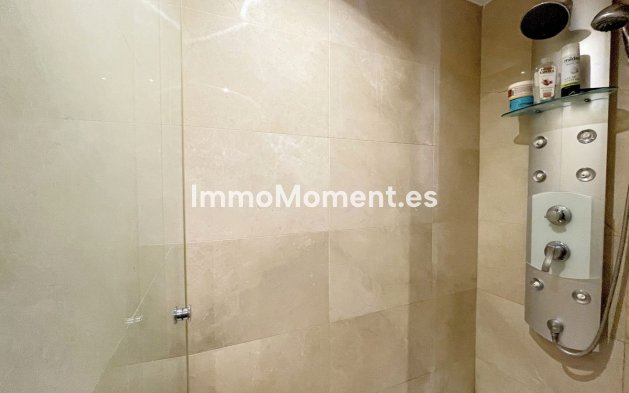 Resale - Detached villa - Estepona - Estepona Centro