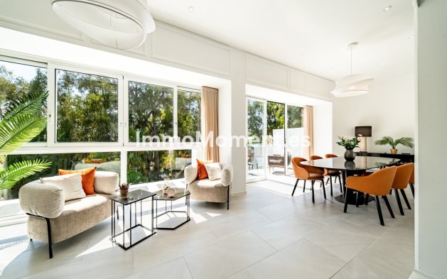 Wiederverkauf - Freistehende Villa - Marbella - Nueva Andalucía