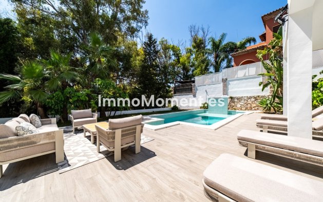 Wiederverkauf - Freistehende Villa - Marbella - Nueva Andalucía