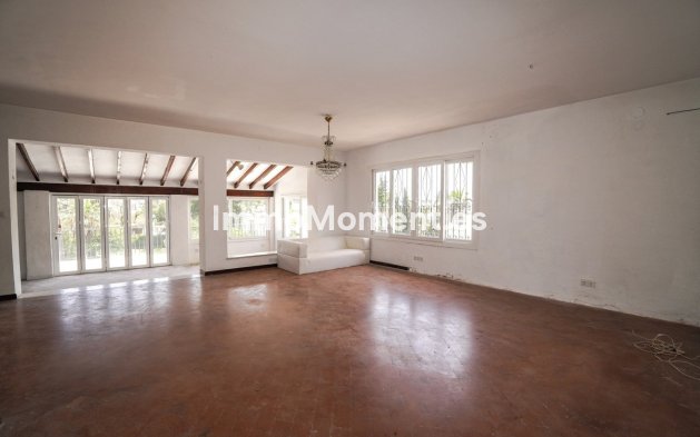 Wiederverkauf - Freistehende Villa - Marbella - Nueva Andalucía