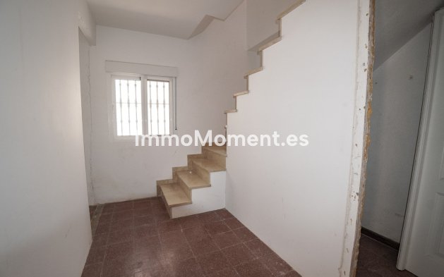 Wiederverkauf - Freistehende Villa - Marbella - Nueva Andalucía