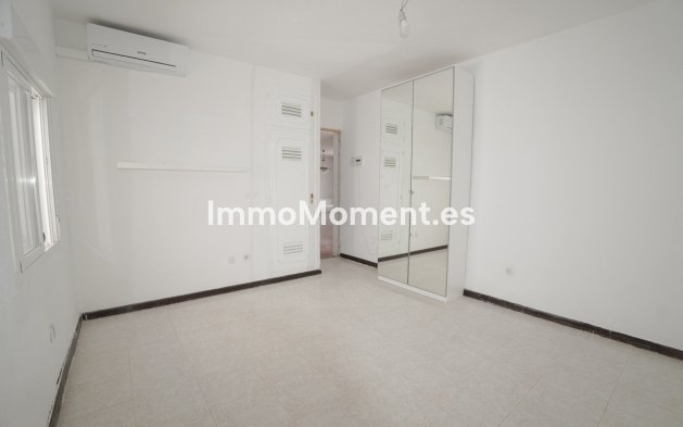 Wiederverkauf - Freistehende Villa - Marbella - Nueva Andalucía