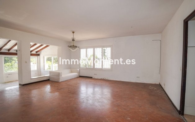 Wiederverkauf - Freistehende Villa - Marbella - Nueva Andalucía