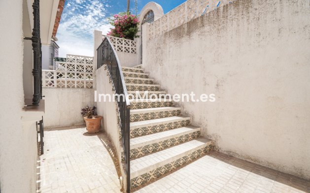 Wiederverkauf - Freistehende Villa - Marbella - Nueva Andalucía
