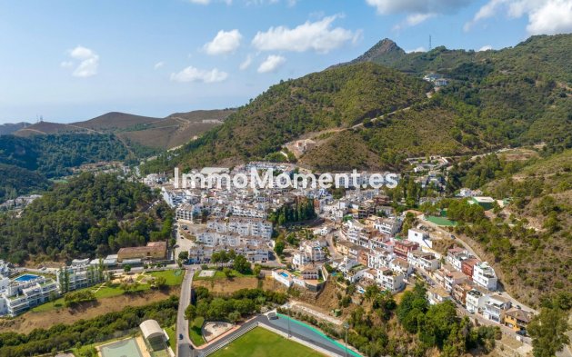 Wiederverkauf - Freistehende Villa - Marbella - Nueva Andalucía