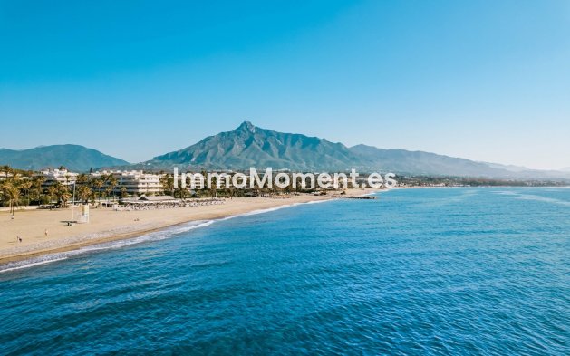 Wiederverkauf - Freistehende Villa - Marbella - Nueva Andalucía