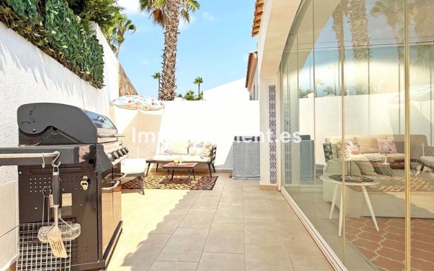 Reventa - Villa independiente - Orihuela - Villamartín