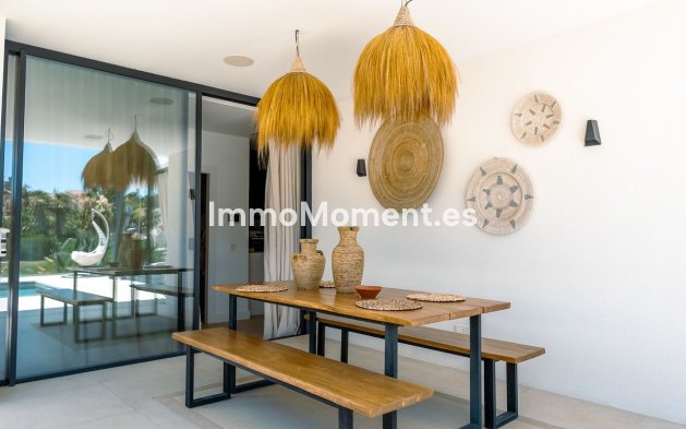 Resale - Detached villa - Estepona - Atalaya
