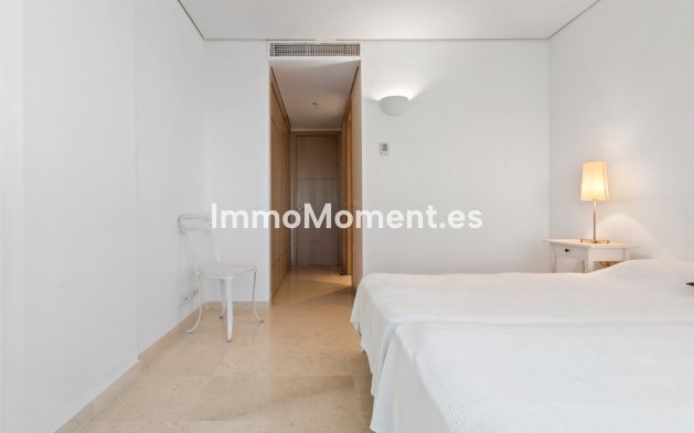 Resale - Apartment - Sotogrande - Sotogrande Marina