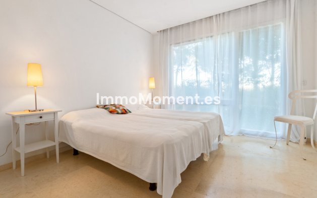 Resale - Apartment - Sotogrande - Sotogrande Marina