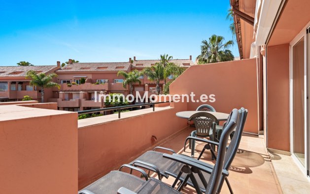 Resale - Apartment - Estepona - Estepona Centro