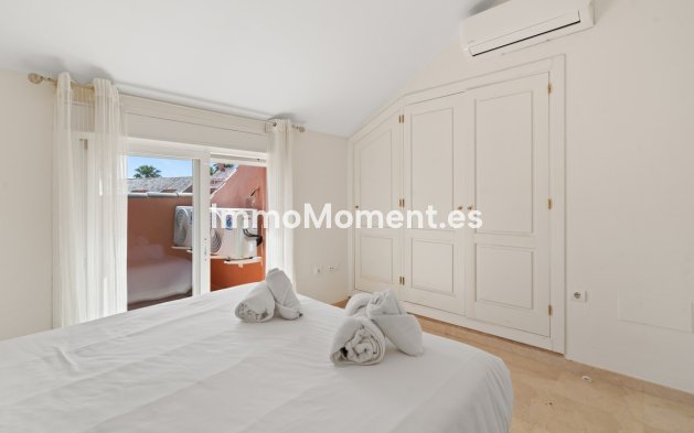 Resale - Apartment - Estepona - Estepona Centro