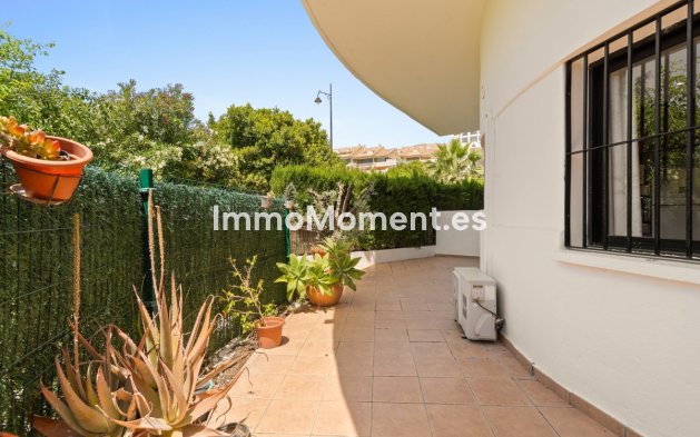 Resale - Apartment - Estepona - Estepona Centro