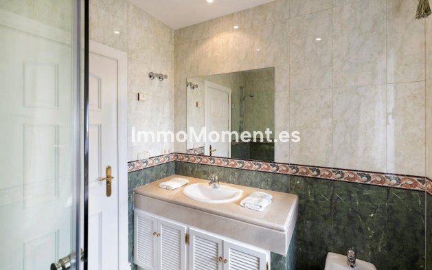 Resale - Detached villa - Benahavís - La Quinta